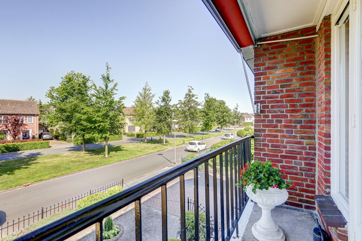 Foto 25 van Van Gaverenlaan 34