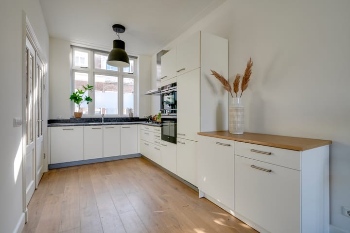 Foto 23 van Bekkerstraat 102