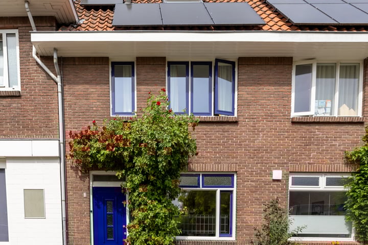 Maasstraat 1