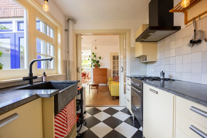 Foto 14 van Maasstraat 1