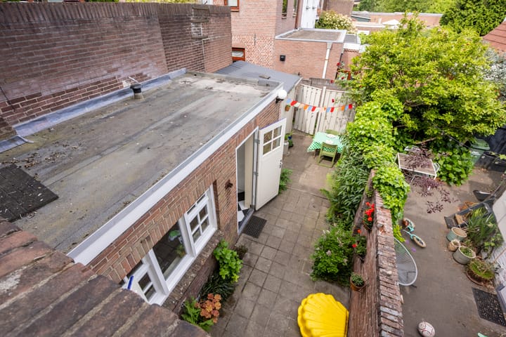 Foto 26 van Maasstraat 1