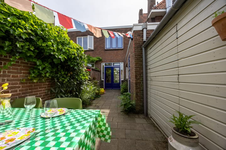 Foto 40 van Maasstraat 1