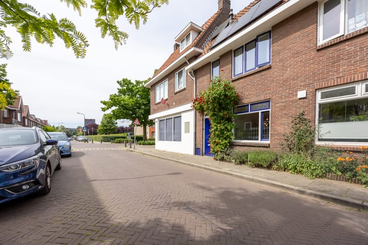 Foto 43 van Maasstraat 1