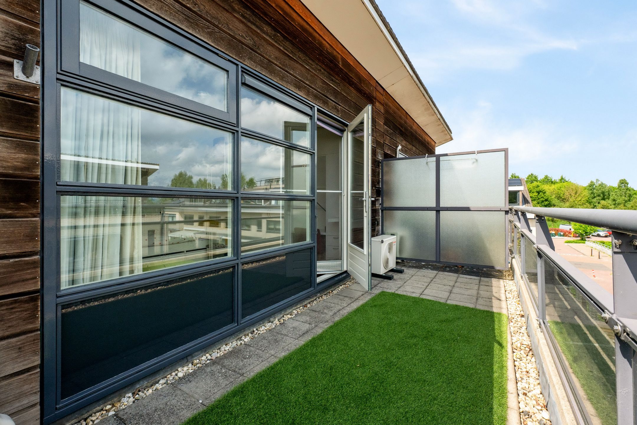 Foto 39 van Donkerelaan 25