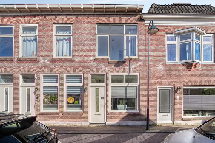 Foto 1 van Spoorstraat 12