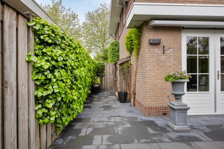 Photo 42 of Klein Rome 34