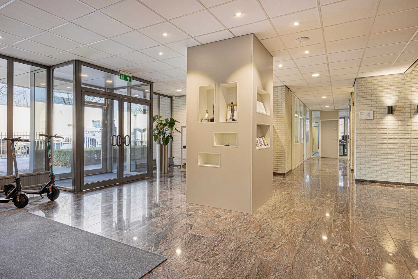 View photo 3 of Dillenburgstraat 29
