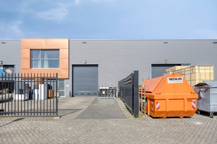 Zirkoon 236, Dordrecht