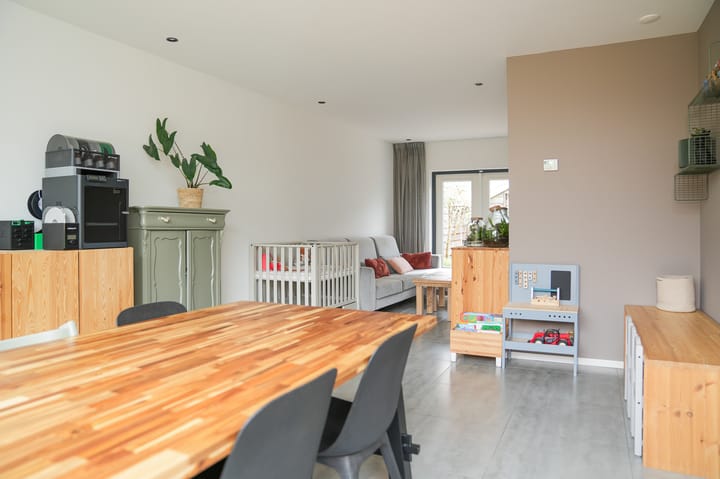 Photo 6 of Burgemeester Brunestraat 18