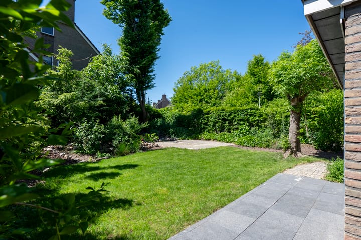 Foto 2 van René van Oranjestraat 5