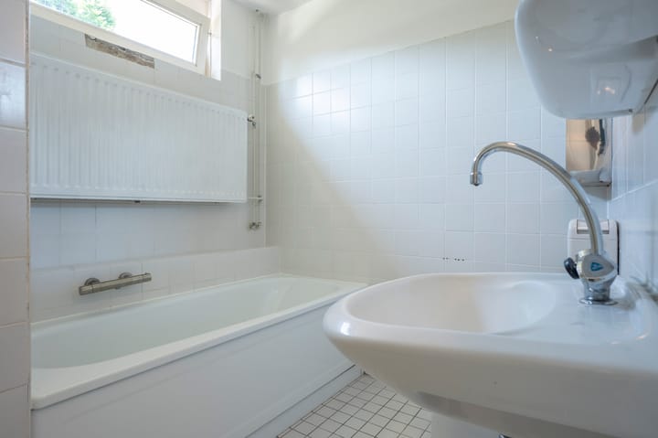 Foto 21 van René van Oranjestraat 5