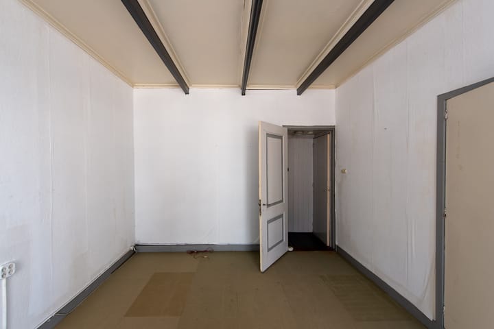 Foto 11 van Westzijde 187