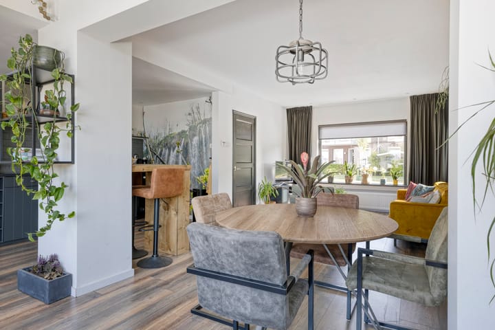 Photo 12 of Schoolstraat 39