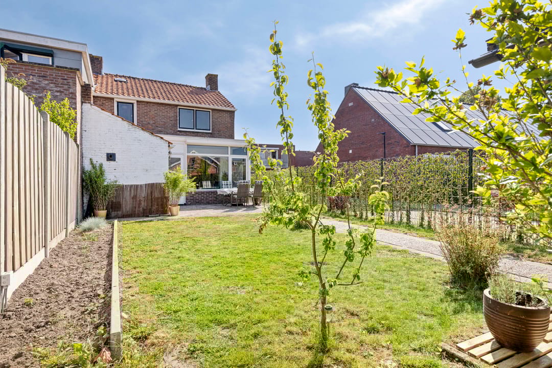 Photo 28 of Schoolstraat 39