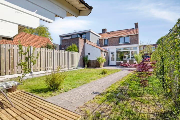 Photo 30 of Schoolstraat 39