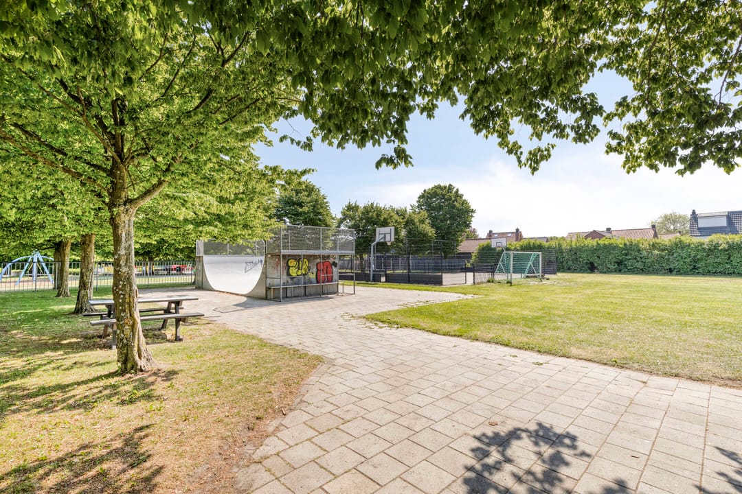 Photo 32 of Schoolstraat 39