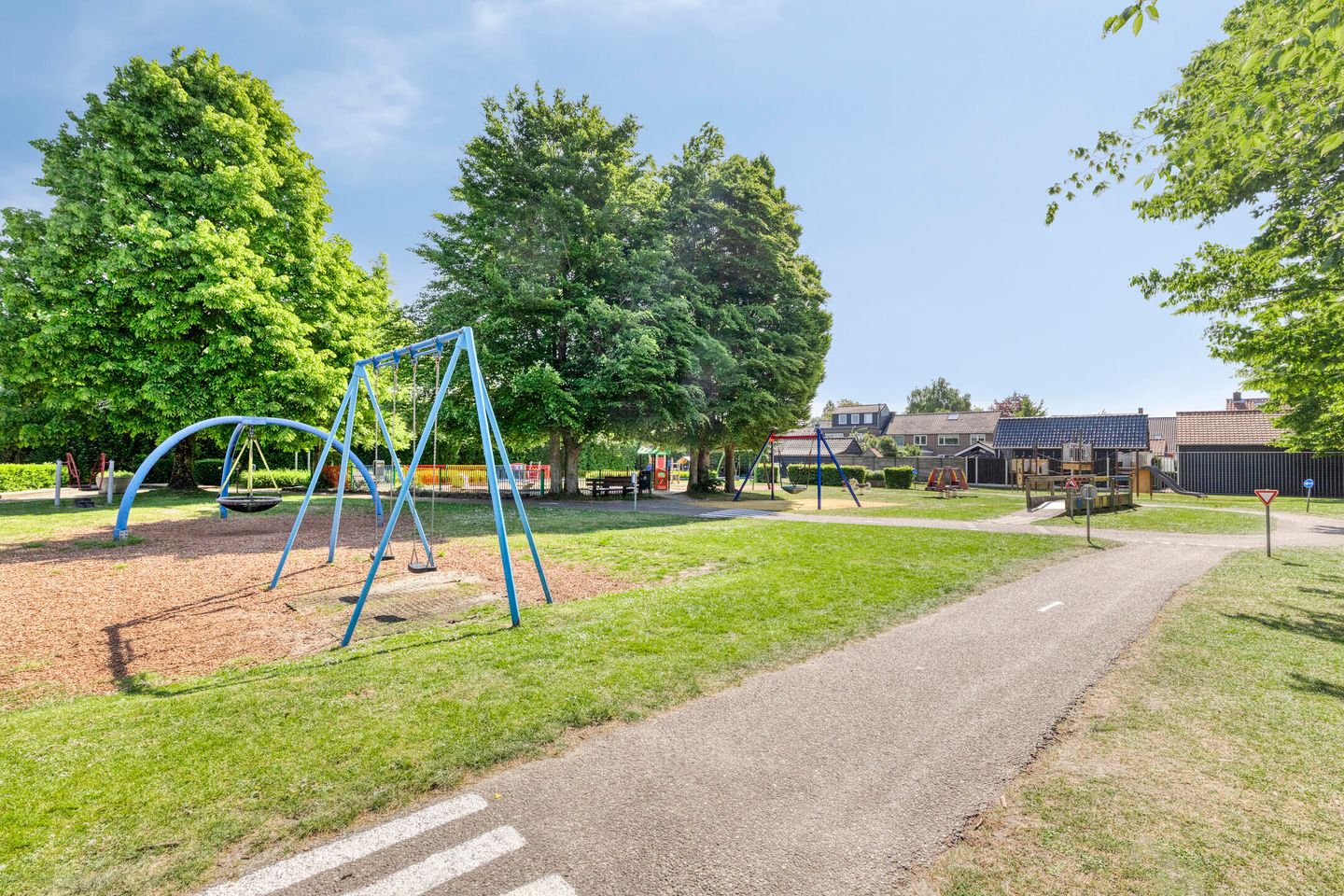 Photo 34 of Schoolstraat 39