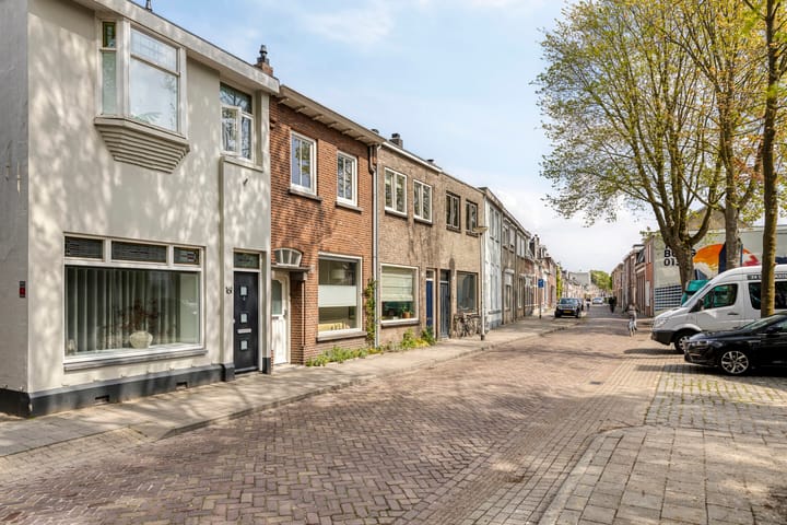 Foto 2 van Hoogvensestraat 159