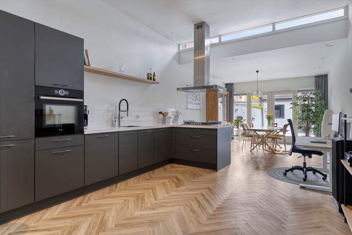 Foto 8 van Hoogvensestraat 159