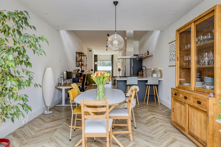 Foto 11 van Hoogvensestraat 159