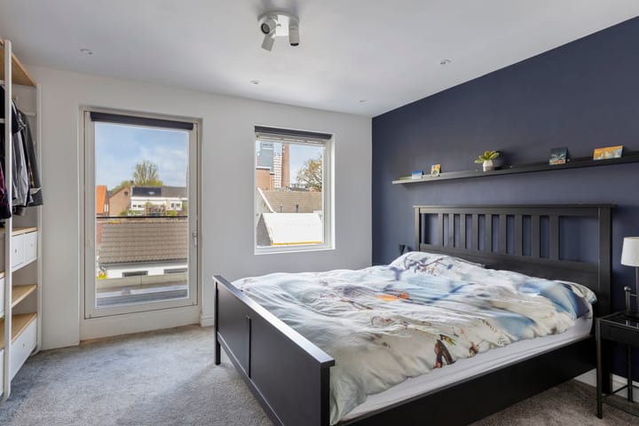 Foto 18 van Hoogvensestraat 159