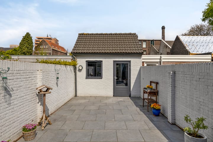 Foto 28 van Hoogvensestraat 159