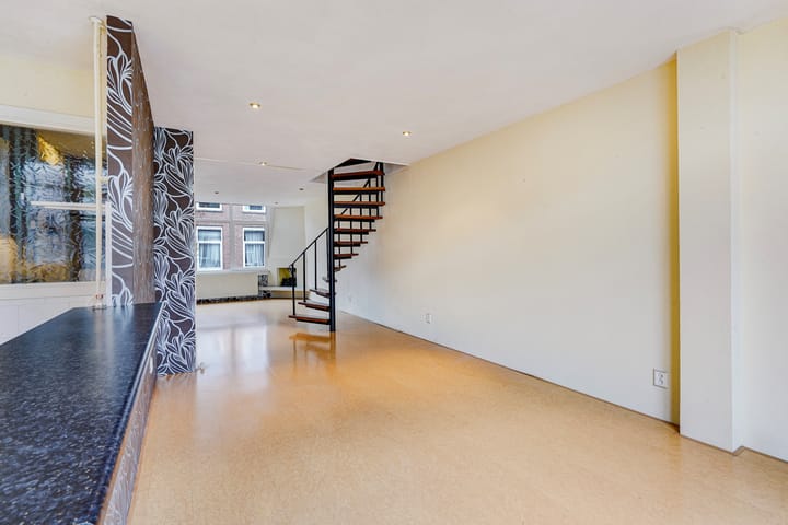 Foto 9 van Esdoornstraat 164