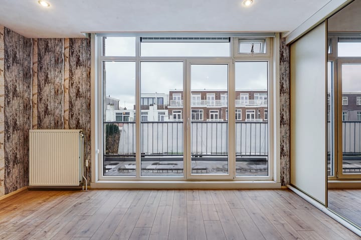 Foto 34 van Esdoornstraat 164