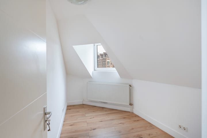 Photo 6 of Benthuizerstraat 38-A