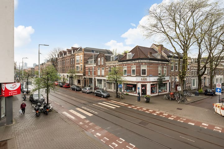 Photo 10 of Benthuizerstraat 38-A