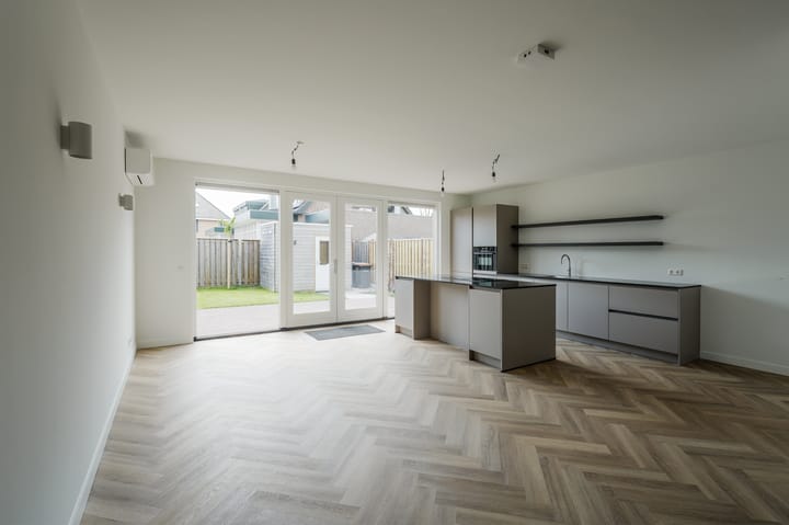 Photo 23 of Zuidwenk 74-B