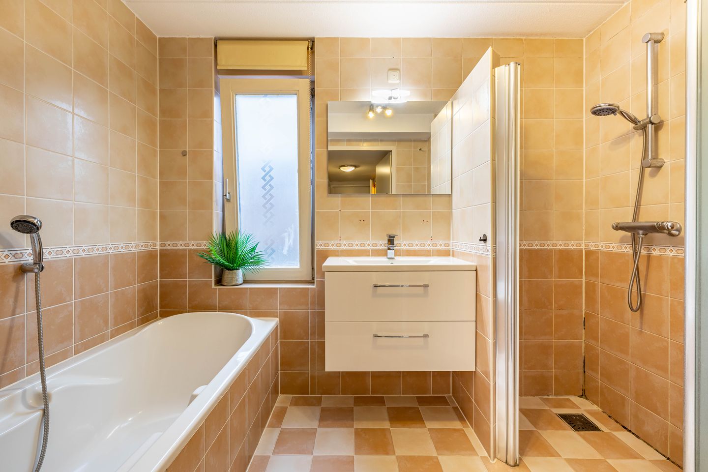 Foto 5 van Grand Canal 75