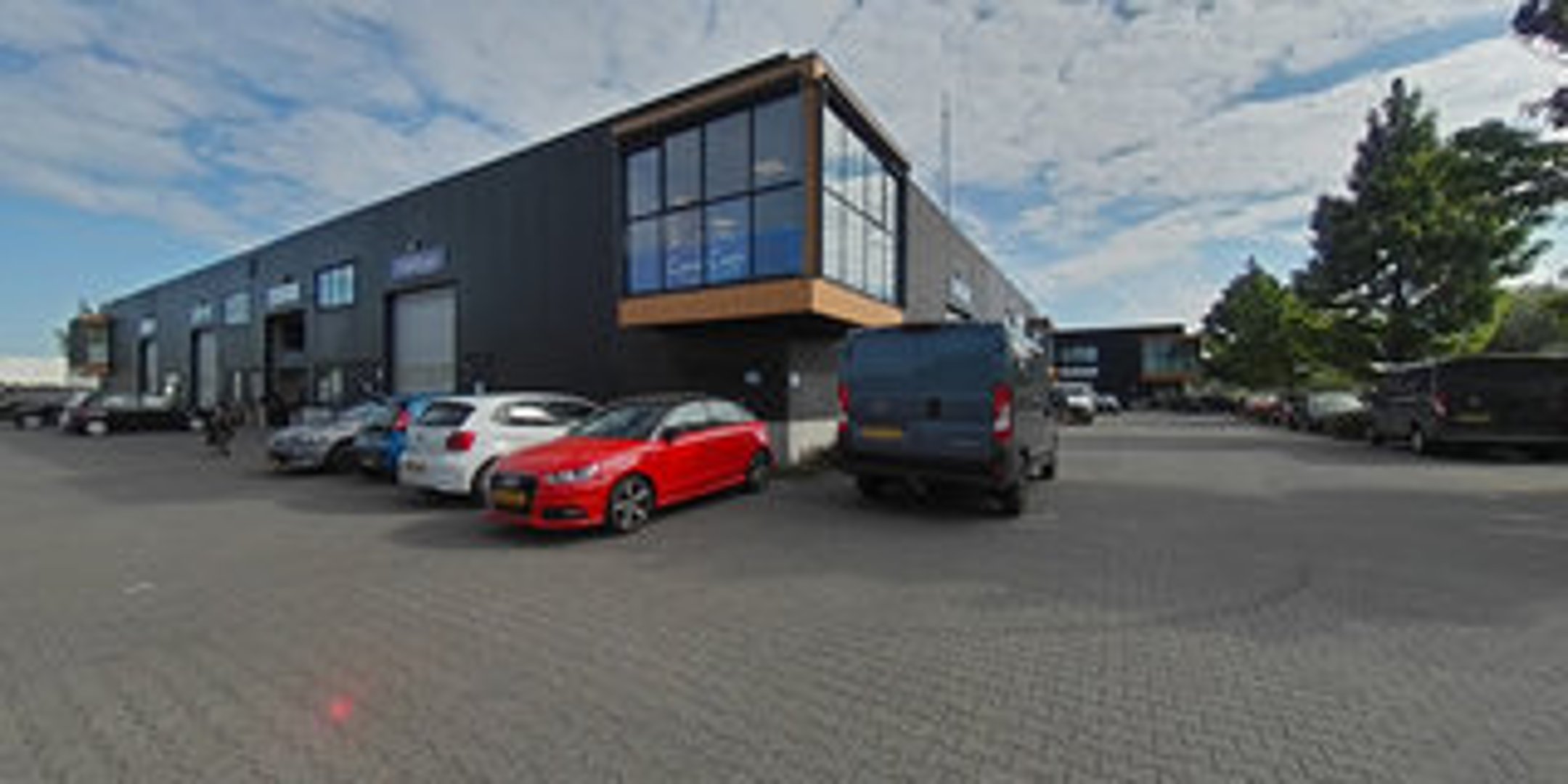 View 360° photos
