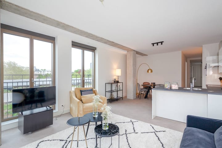 Foto 1 van Van Vollenhovenstraat 3-311