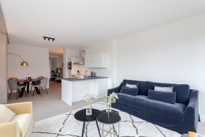 Foto 2 van Van Vollenhovenstraat 3-311