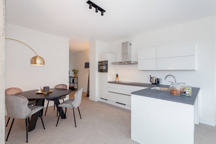 Foto 7 van Van Vollenhovenstraat 3-311