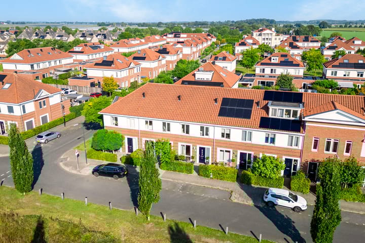 Foto 3 van Remus 150