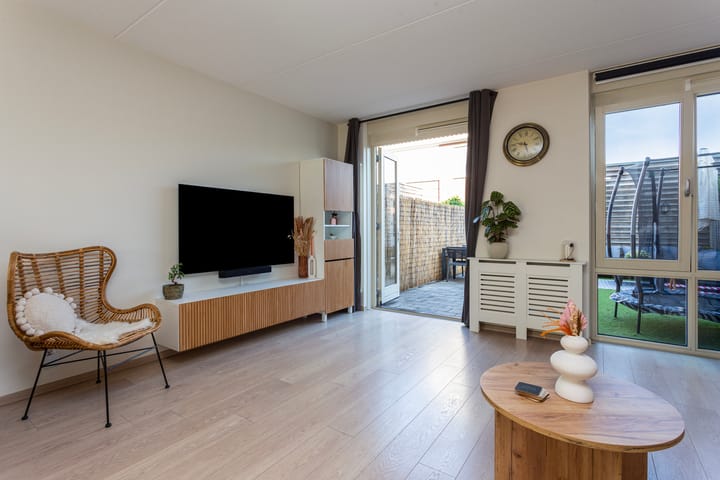 Foto 10 van Remus 150