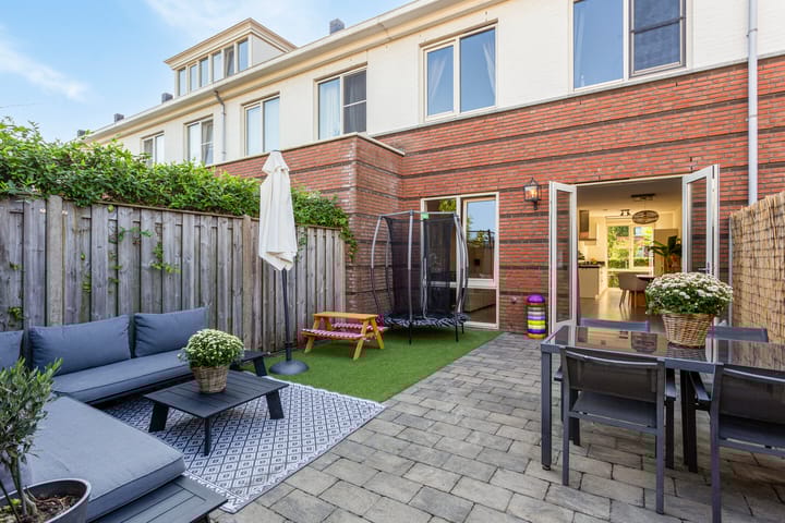 Foto 18 van Remus 150