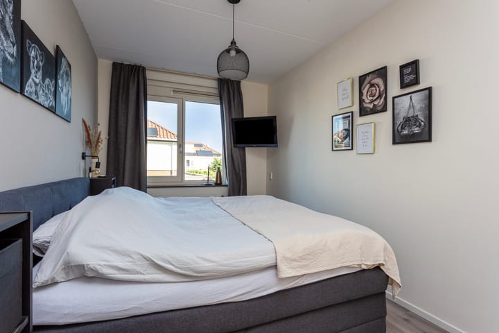 Foto 22 van Remus 150