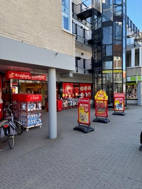View photo 2 of Langstraat 186