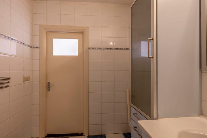 Foto 23 van Van Musschenbroekstraat 211