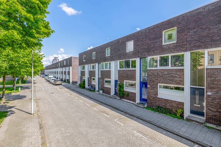 Foto 37 van Marie van Eijsden-Vinkstraat 152