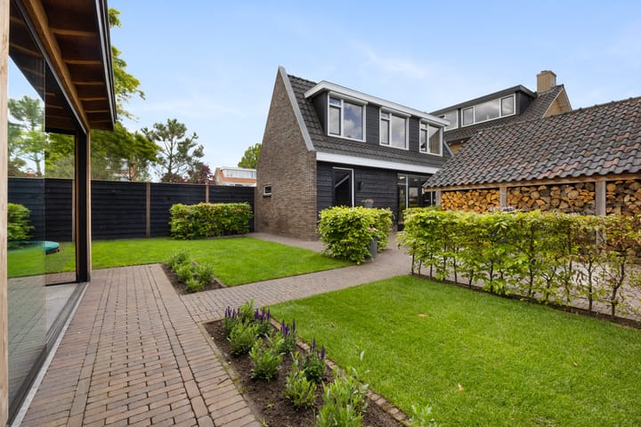 Photo 42 of Sweijslaan 4