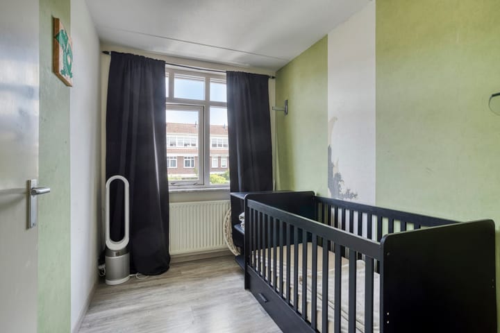 Foto 19 van Lijnbaanstraat 17