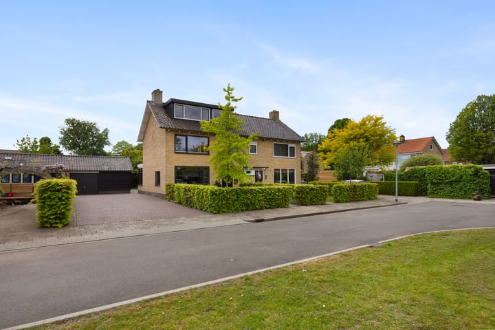 Photo 54 of Sweijslaan 4