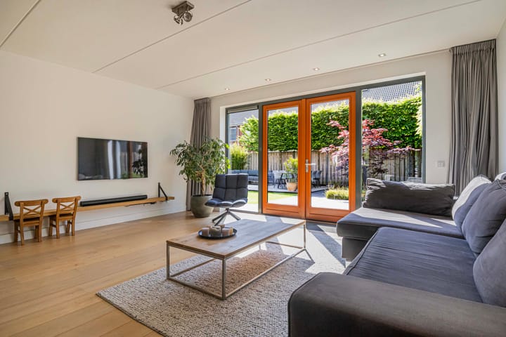 Foto 12 van Reehorsterweg 21-B