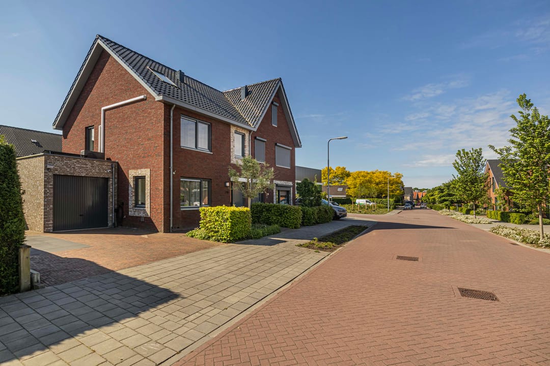 Foto 43 van Reehorsterweg 21-B