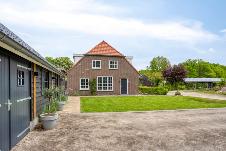 Foto 55 van Bruuk 93