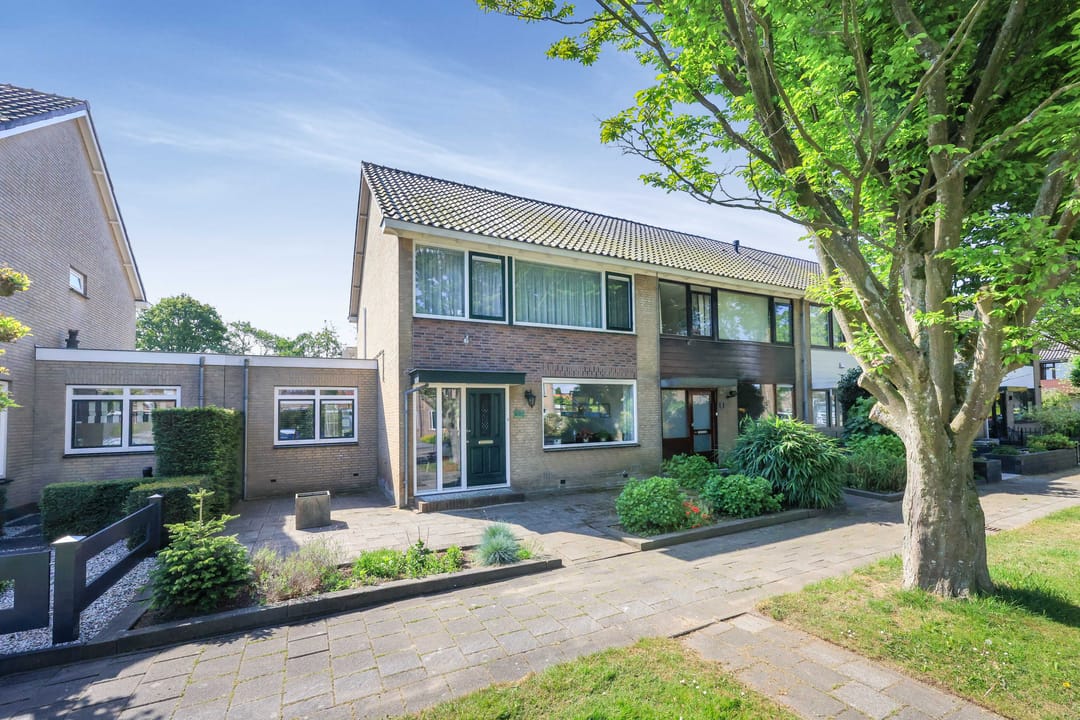 Photo 1 of Burgemeester Vijlbriefstraat 10